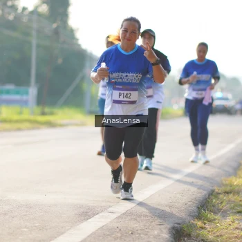 Runner Photo 3475846