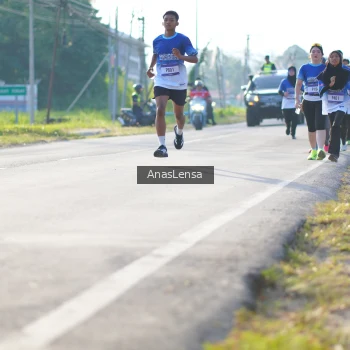 Runner Photo 3475907