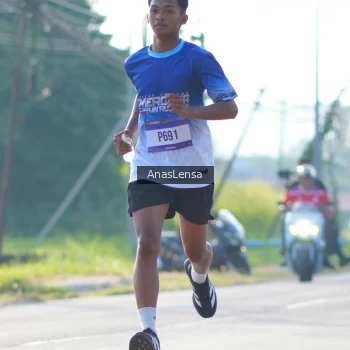 Runner Photo 3475912