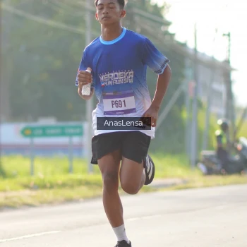 Runner Photo 3475917