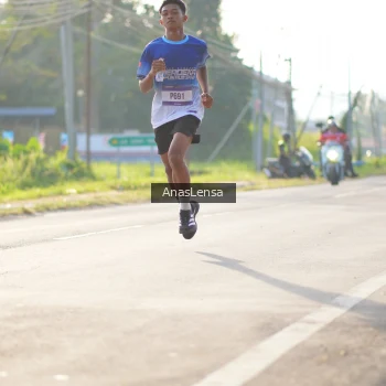 Runner Photo 3475934