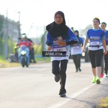 Runner Photo 3475941
