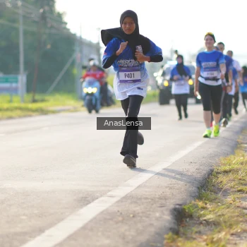 Runner Photo 3475947
