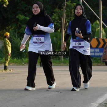 Runner Photo 3475964