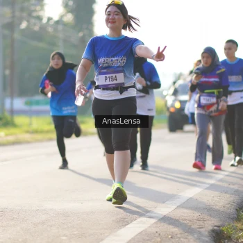 Runner Photo 3476018