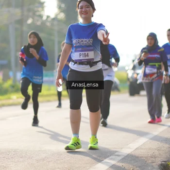 Runner Photo 3476022