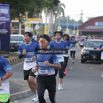 Runner Photo 3476052