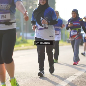 Runner Photo 3476062