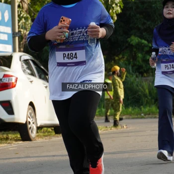 Runner Photo 3476071