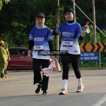 Runner Photo 3476097