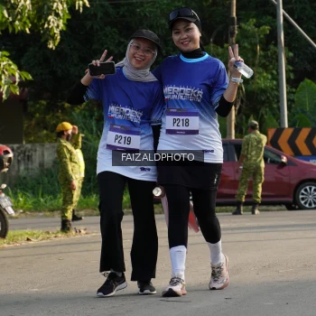 Runner Photo 3476098