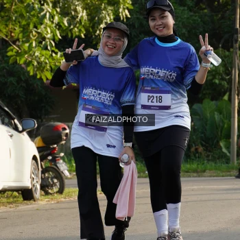 Runner Photo 3476146