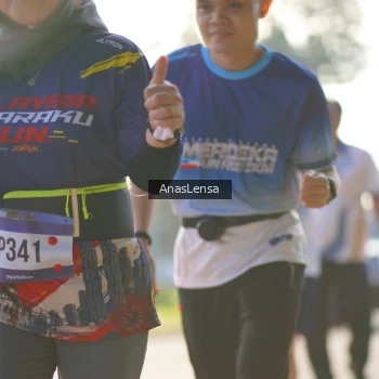 Runner Photo 3476151