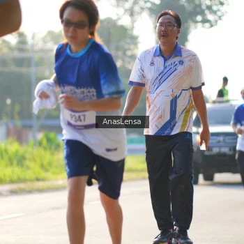 Runner Photo 3476167