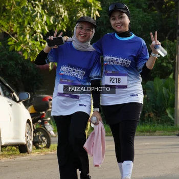 Runner Photo 3476210