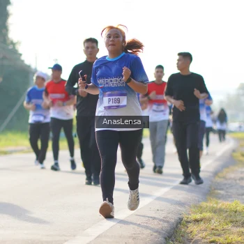 Runner Photo 3476219