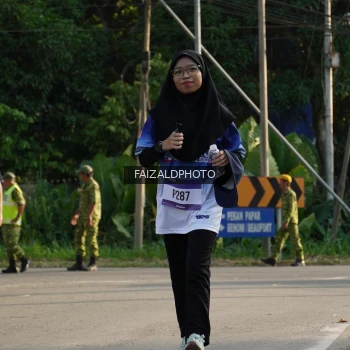 Runner Photo 3476259