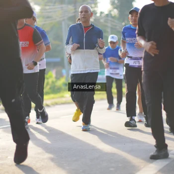 Runner Photo 3476266