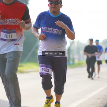 Runner Photo 3476299