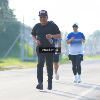 Runner Photo 3476314