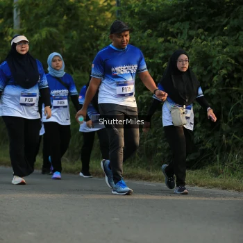 Runner Photo 3476373