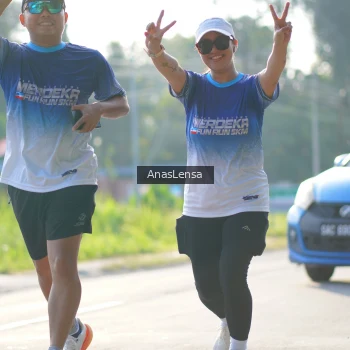 Runner Photo 3476380