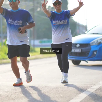 Runner Photo 3476382