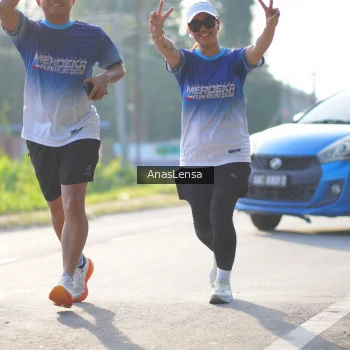 Runner Photo 3476385
