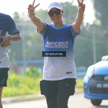 Runner Photo 3476388