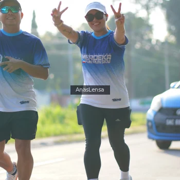 Runner Photo 3476390