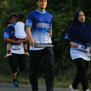 Runner Photo 3476405