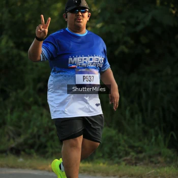 Runner Photo 3476431