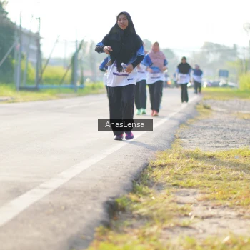 Runner Photo 3476446