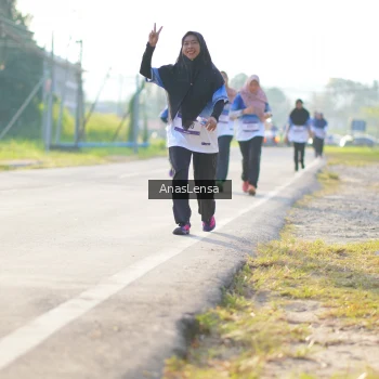 Runner Photo 3476451