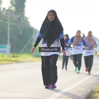 Runner Photo 3476473