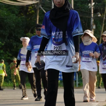 Runner Photo 3476476