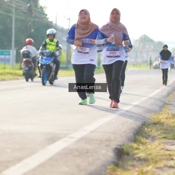 Runner Photo 3476492