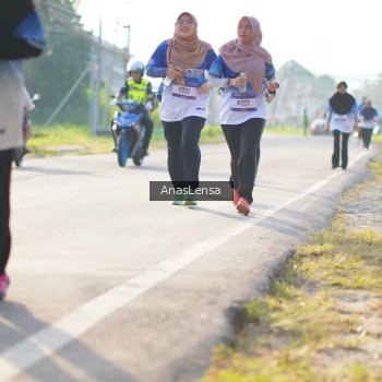 Runner Photo 3476493