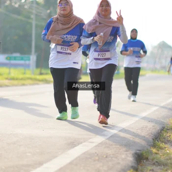 Runner Photo 3476517
