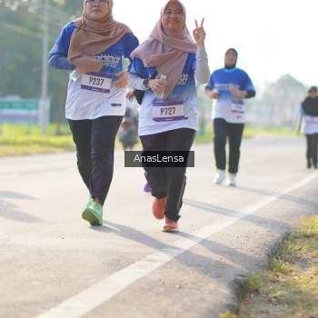 Runner Photo 3476530