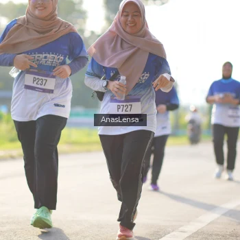Runner Photo 3476577
