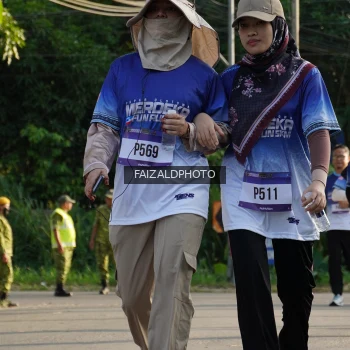Runner Photo 3476580