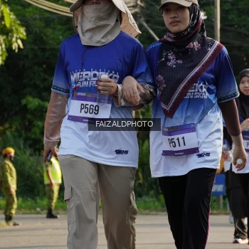 Runner Photo 3476584