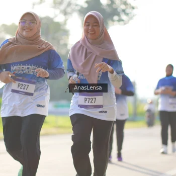 Runner Photo 3476588
