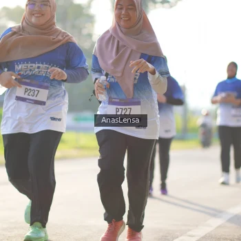 Runner Photo 3476592