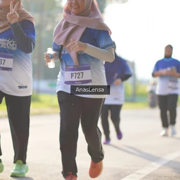 Runner Photo 3476593