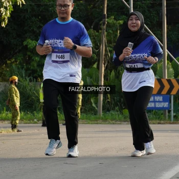Runner Photo 3476605