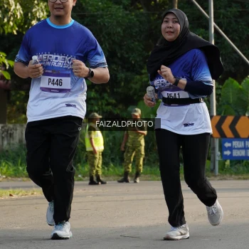 Runner Photo 3476646