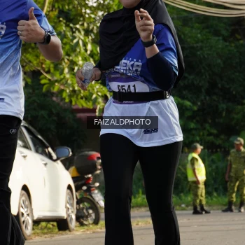 Runner Photo 3476677