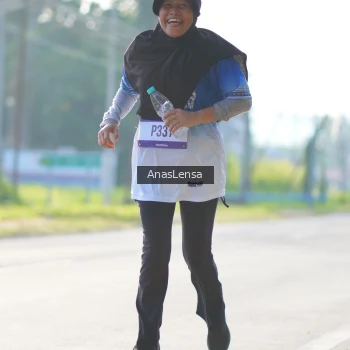 Runner Photo 3476695
